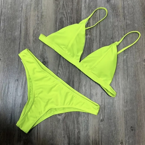 2 piece bakini - Picture 1 of 1